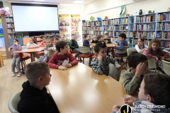 A Református iskola 2/a osztályosai a gyermekkönyvtárban - 2026. február 27.