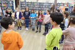 A Székács iskola 3/c. osztályosai a gyermekkönyvtárban - 2025. november 13.