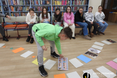 A Táncsics gimnázium 5/8 osztályosai a gyermekkönyvtárban - 2025. december 17.