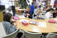 Az Eötvös iskola 3/b. osztályosai a gyermekkönyvtárban – 2021. november 18.