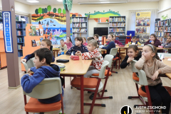 Eötvös iskola 3/a osztályosai a gyermekkönyvtárban - 2023. november 28.